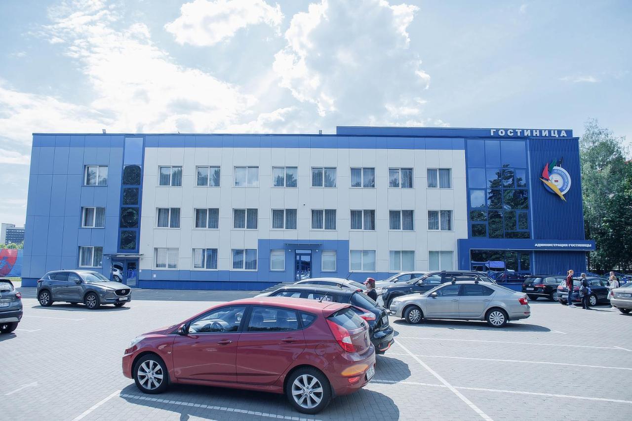 Olimpiyskiy Hotel Minsk Exterior foto